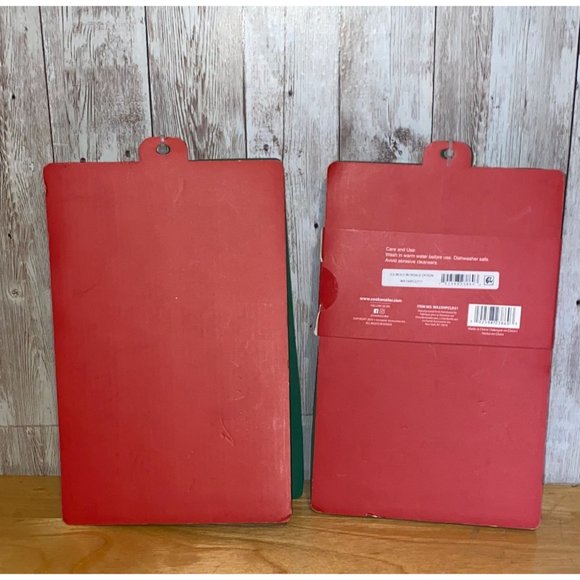 Set 2 CWC Cook With Color Bottoms Up Sip Happens Silicone Ice Mold Party Drinks - Picture 4 of 6